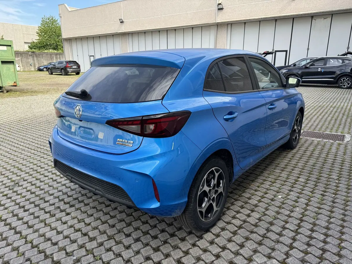 Mg MG3 nuova a Monza e Brianza (6)