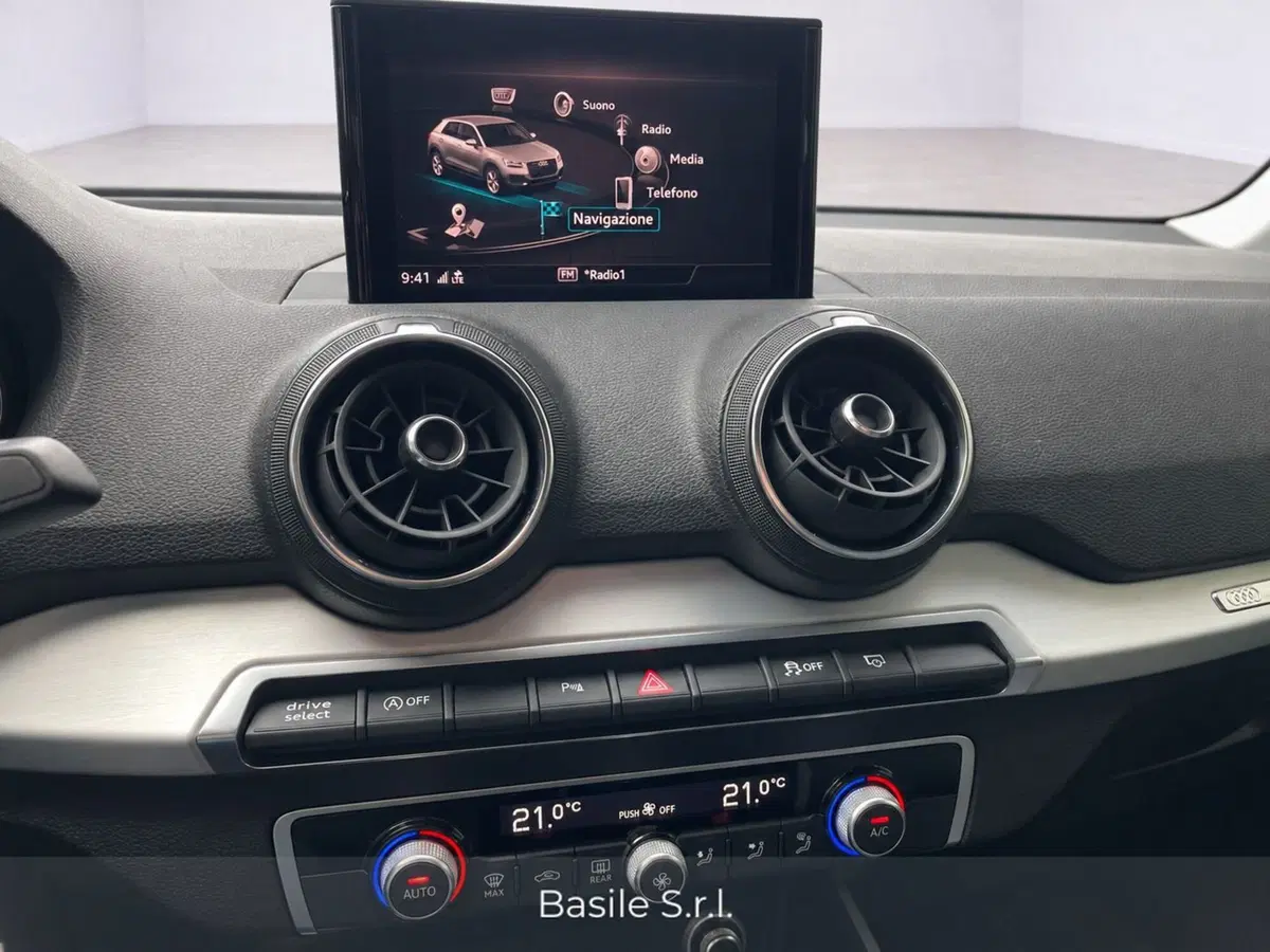 Audi Q2 usata a Taranto (7)