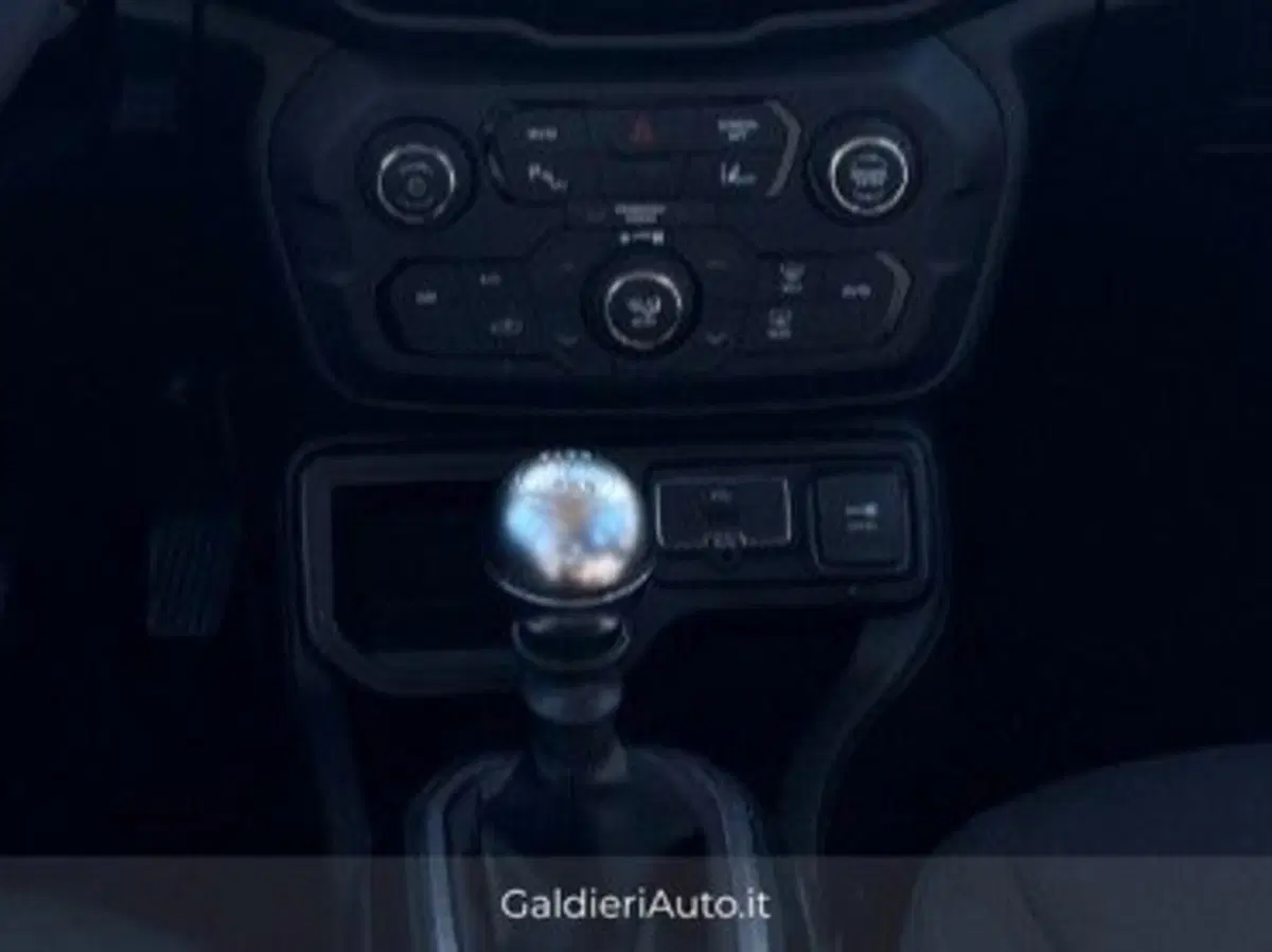 Jeep Renegade usata a Salerno (17)
