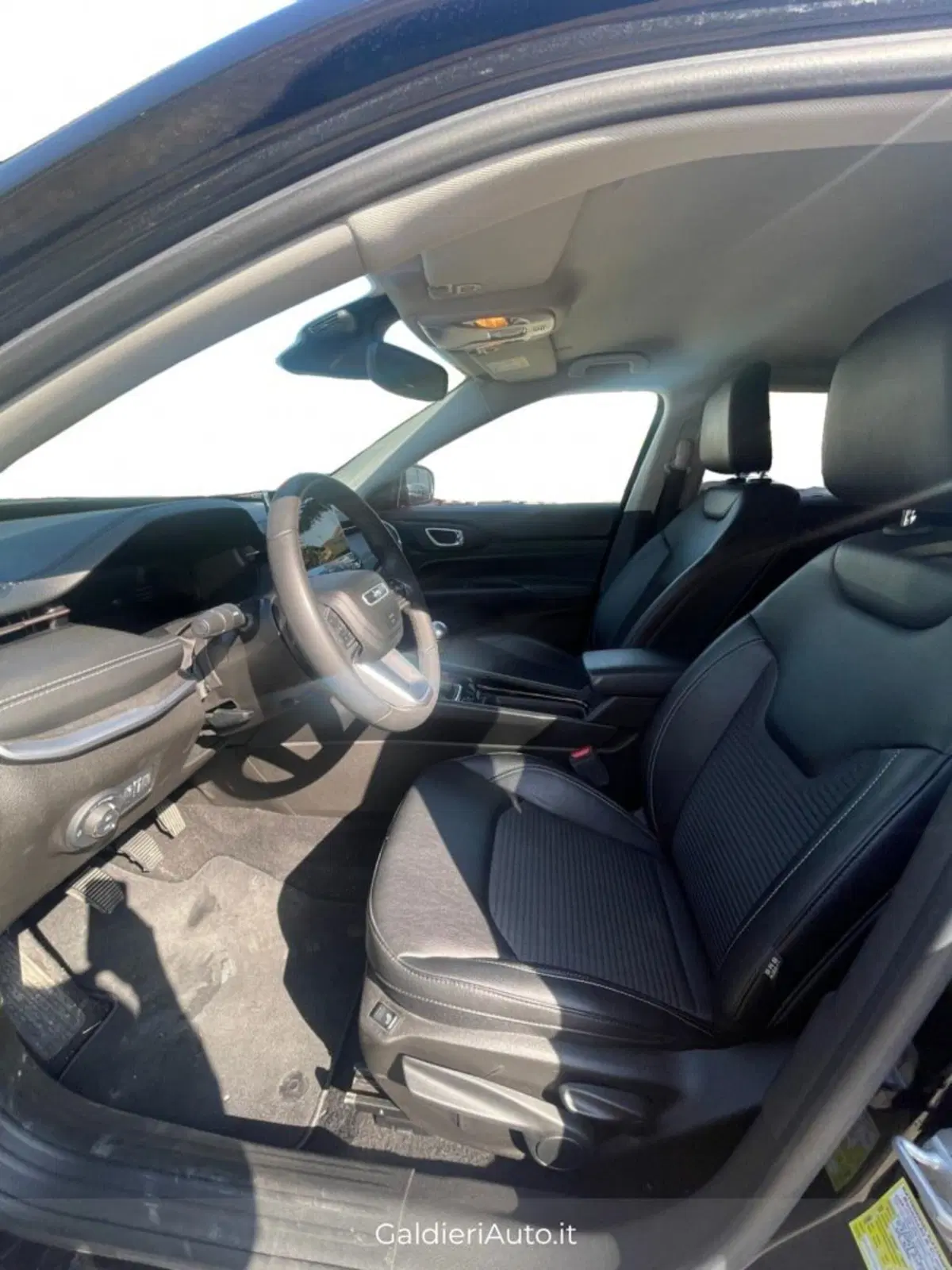 Jeep Compass usata a Salerno (8)