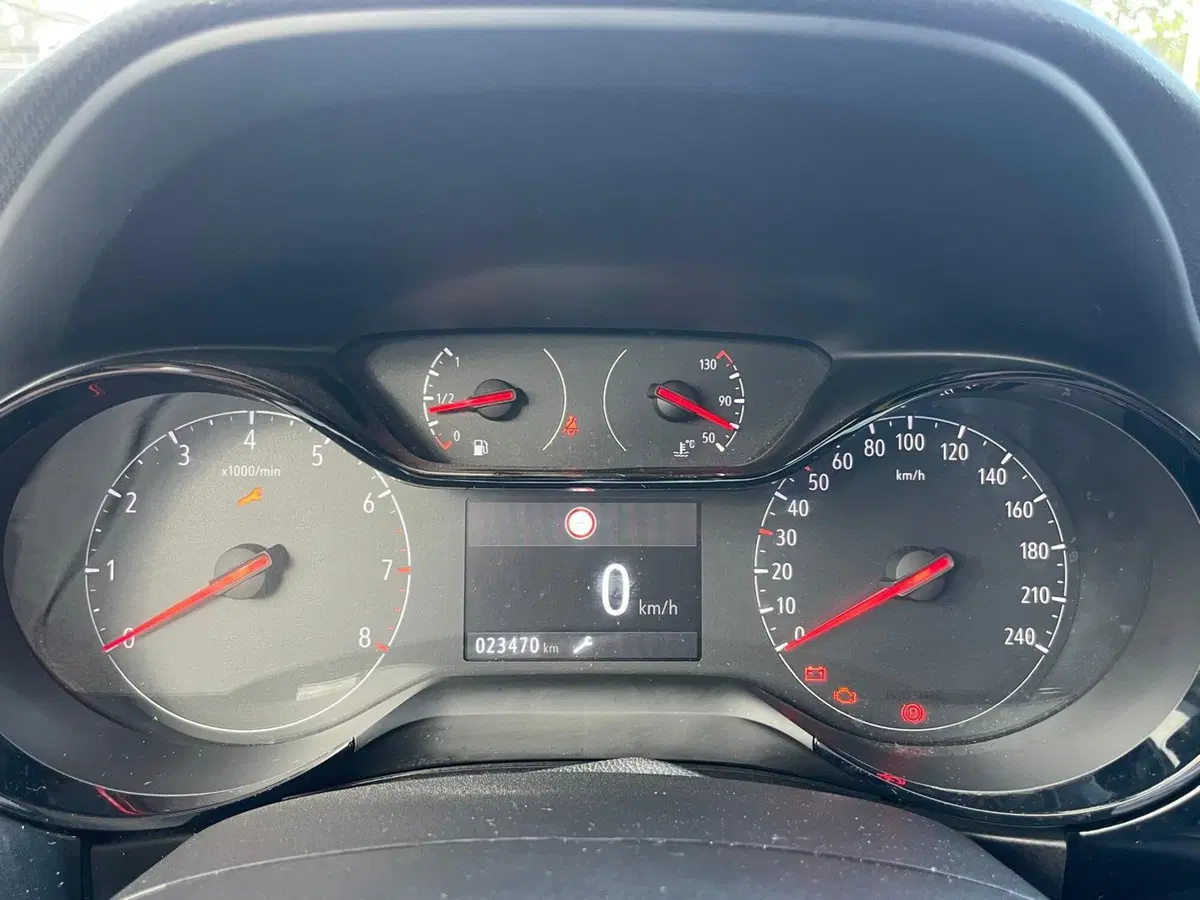 Opel Corsa usata a Ancona (12)