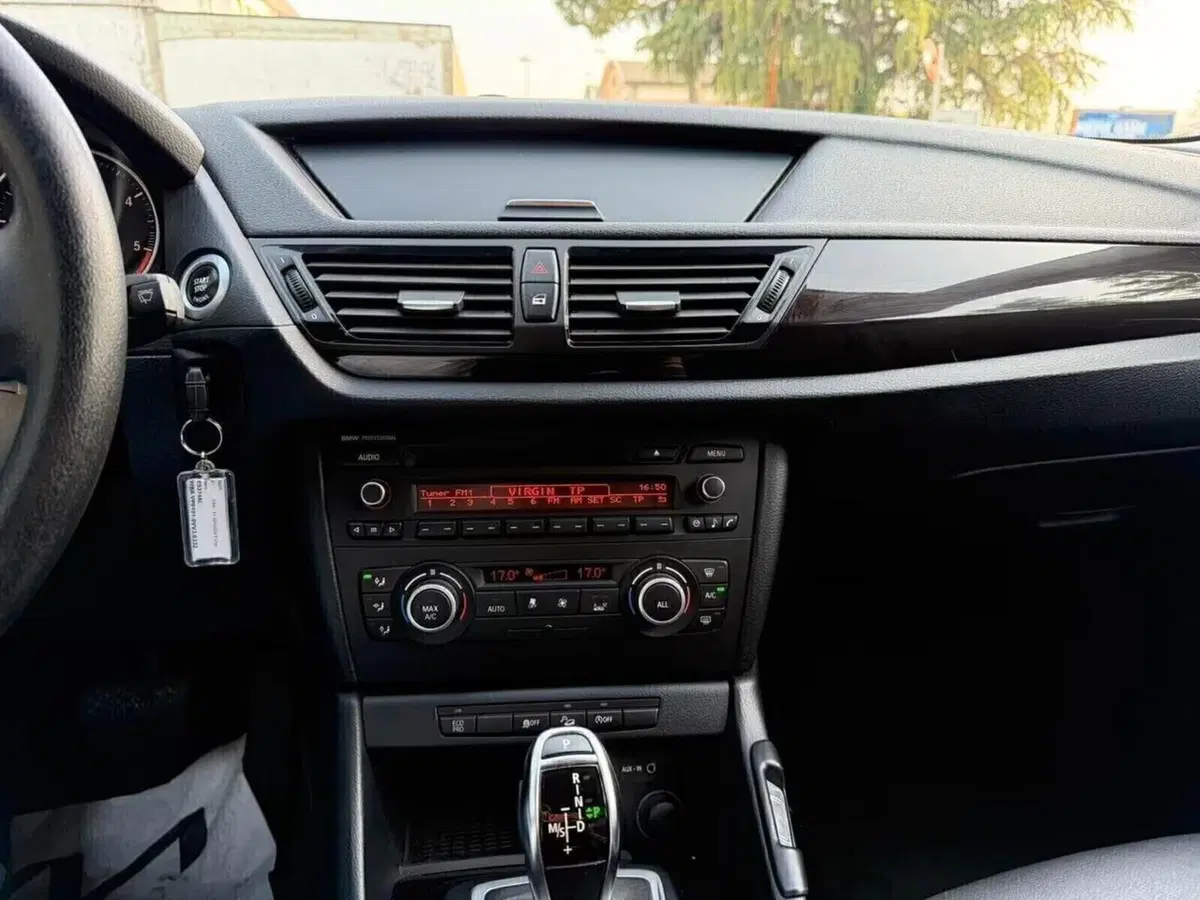 BMW X1 usata a Rimini (9)