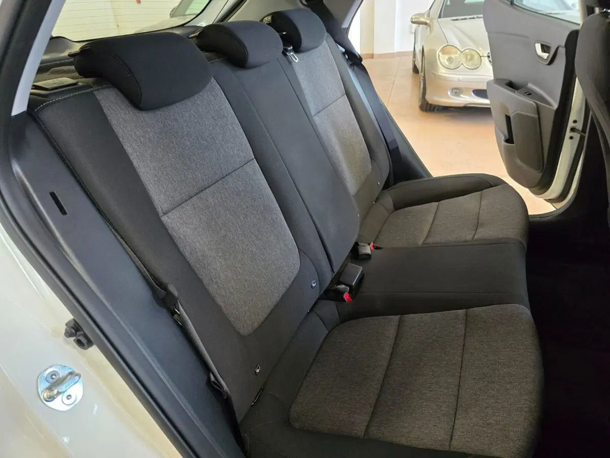 Kia Stonic usata a Rimini (14)