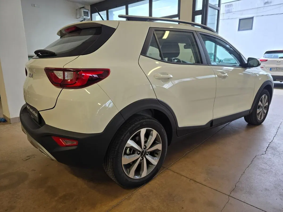 Kia Stonic usata a Rimini (4)