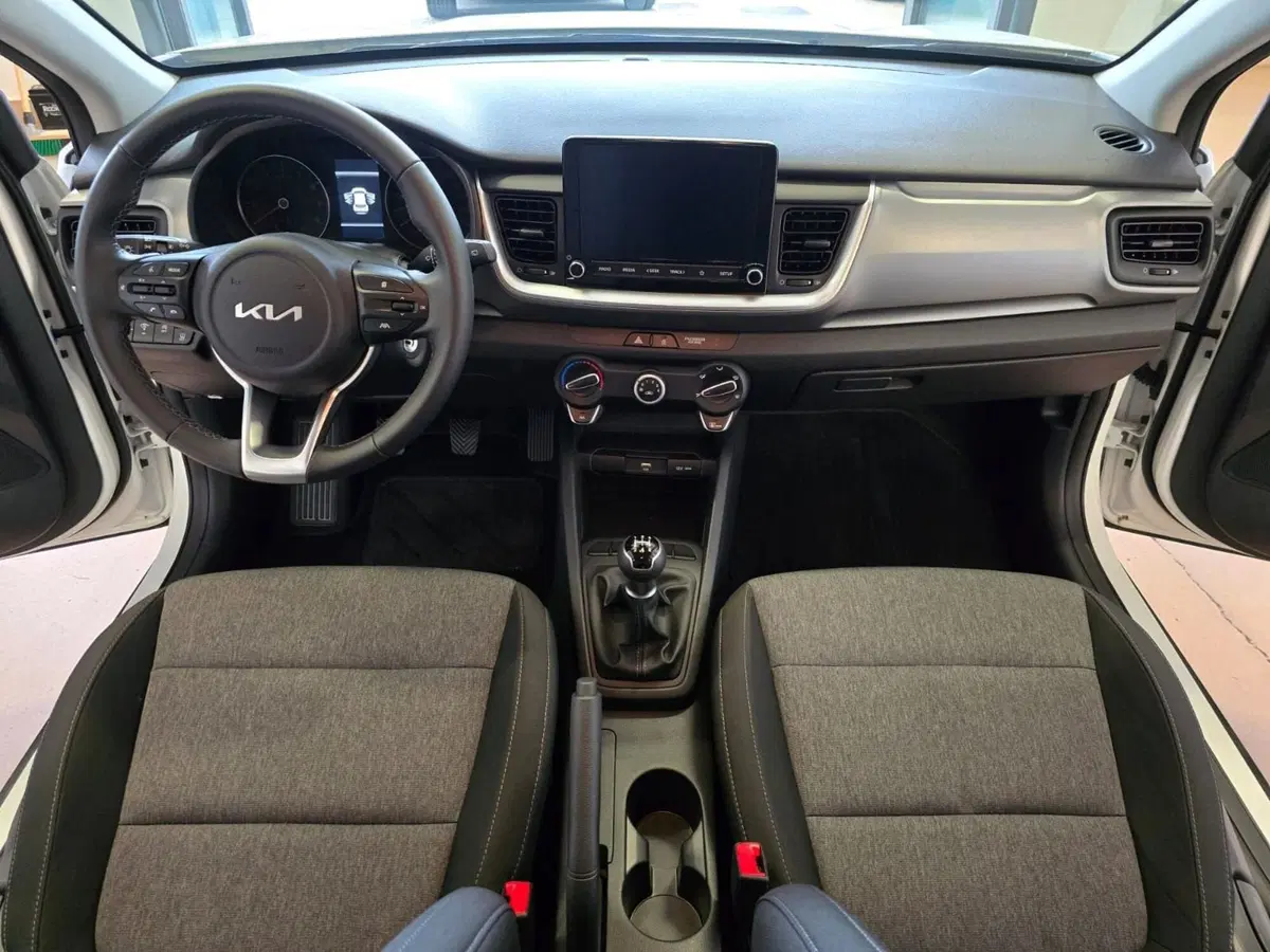 Kia Stonic usata a Rimini (8)