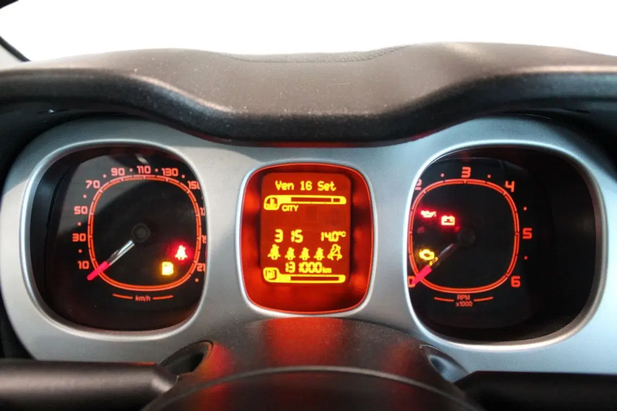 Fiat Panda Cross usata a Cuneo (12)