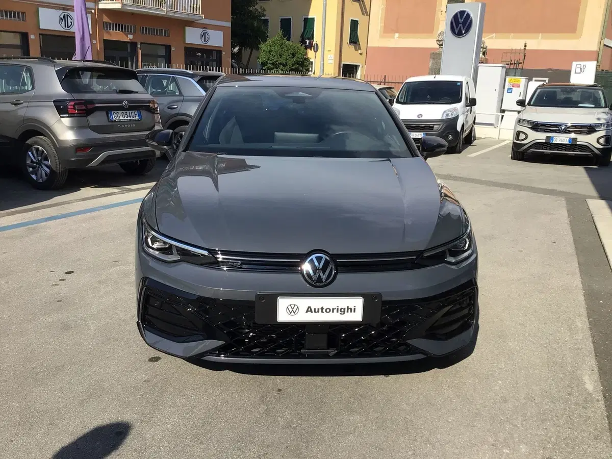 Volkswagen Golf usata a Genova
