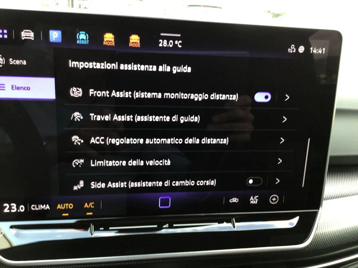Volkswagen Golf usata a Genova (16)