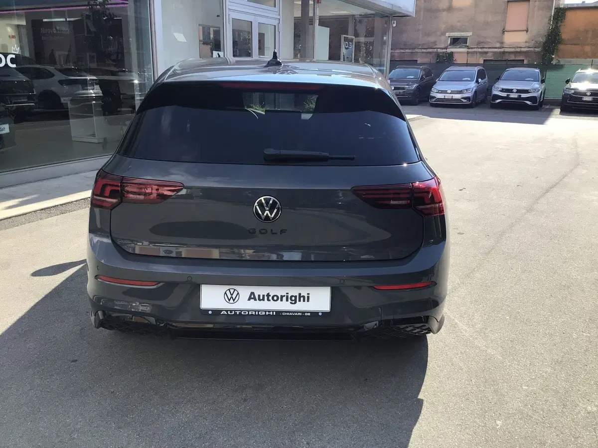 Volkswagen Golf usata a Genova (5)