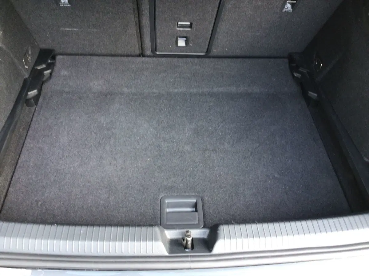 Volkswagen Golf usata a Genova (9)