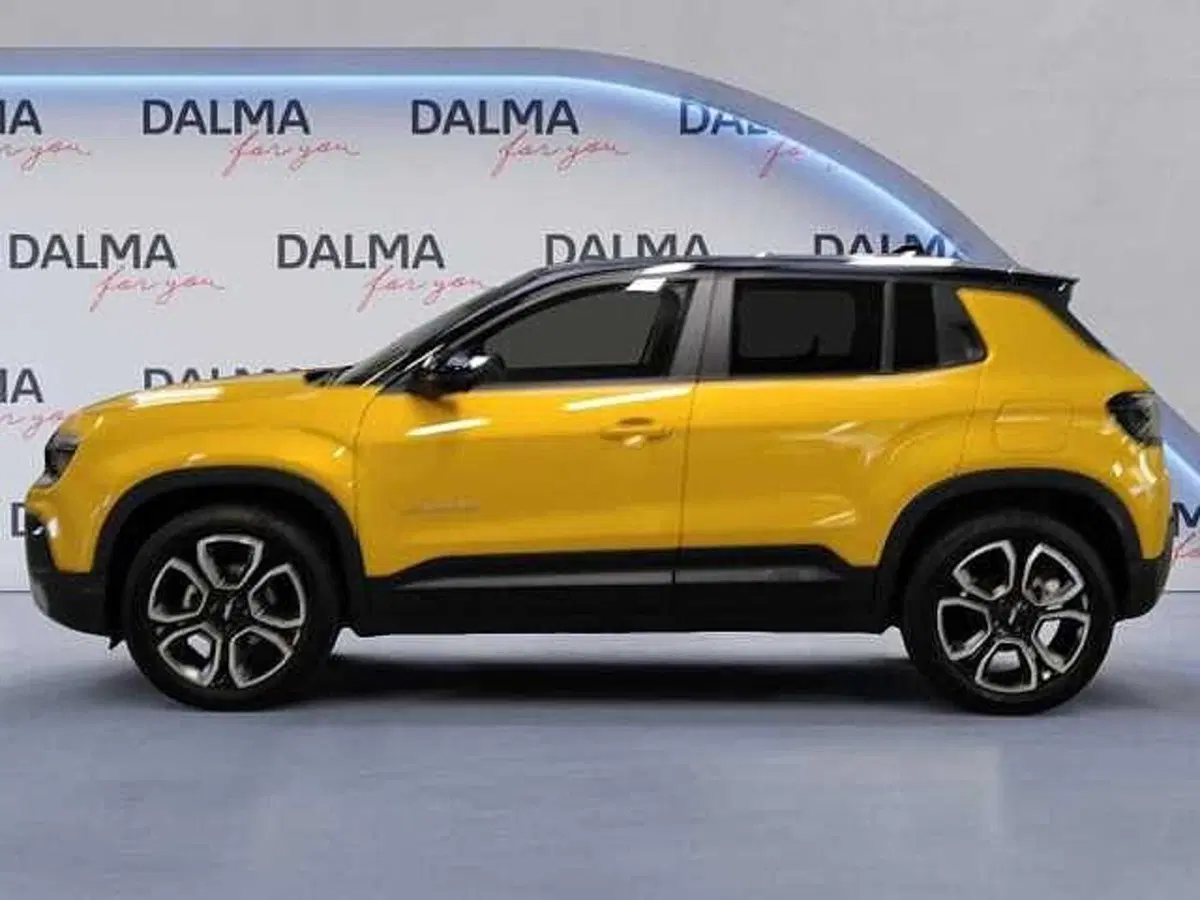 Jeep Avenger usata a Milano (2)