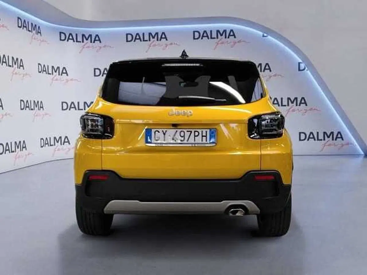 Jeep Avenger usata a Milano (4)