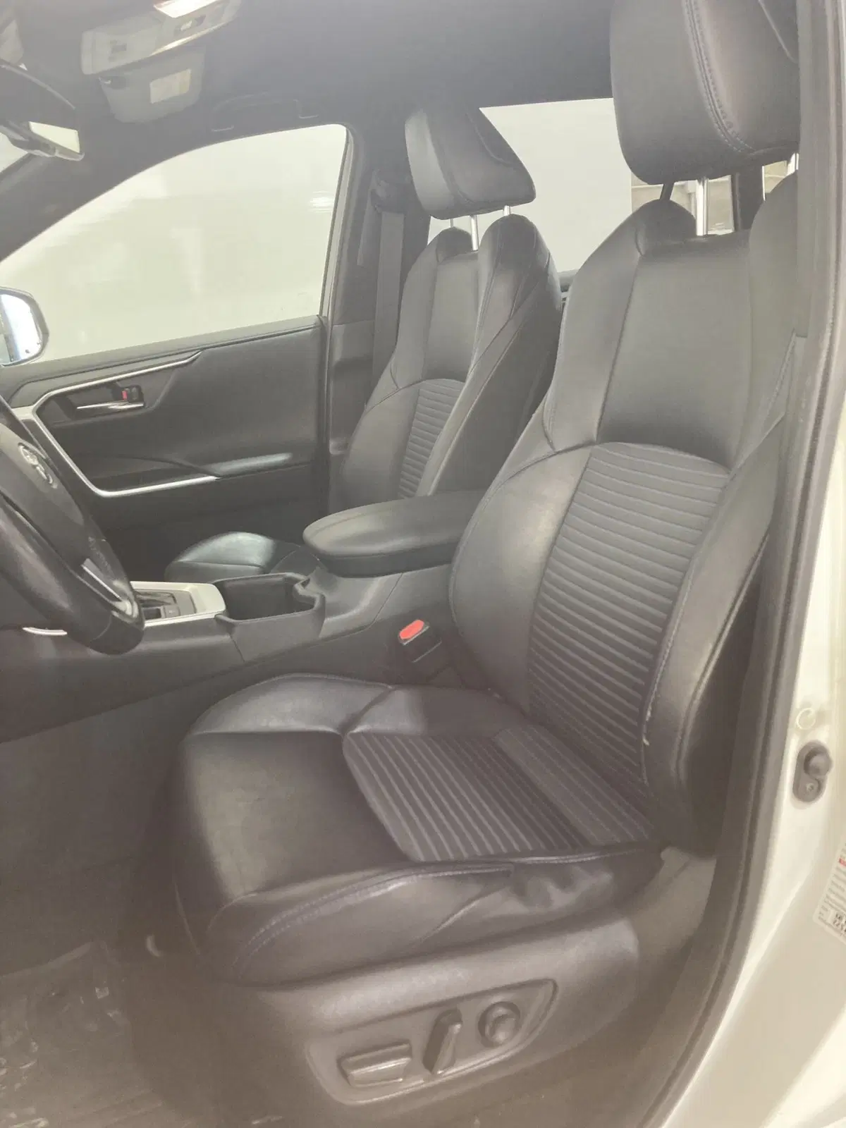 Toyota Rav4 usata a Barletta-Andria-Trani (10)