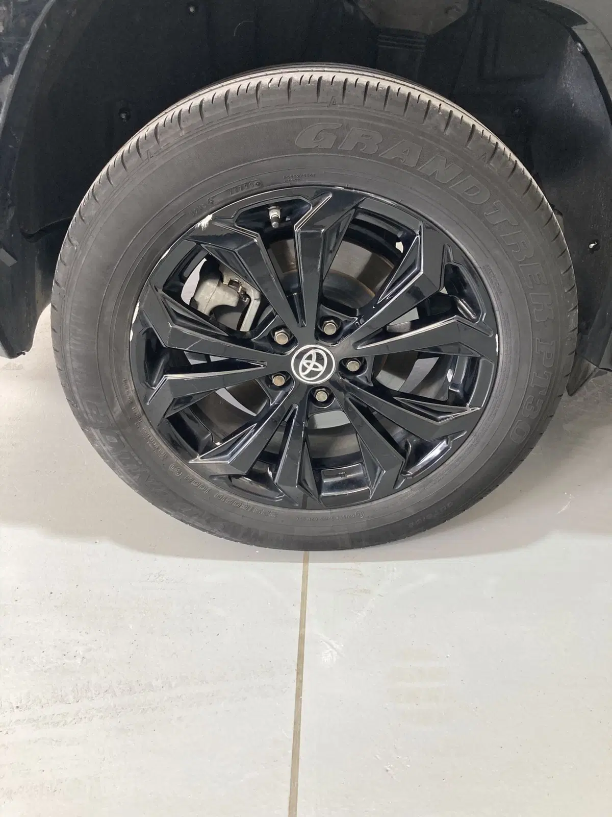 Toyota Rav4 usata a Barletta-Andria-Trani (19)