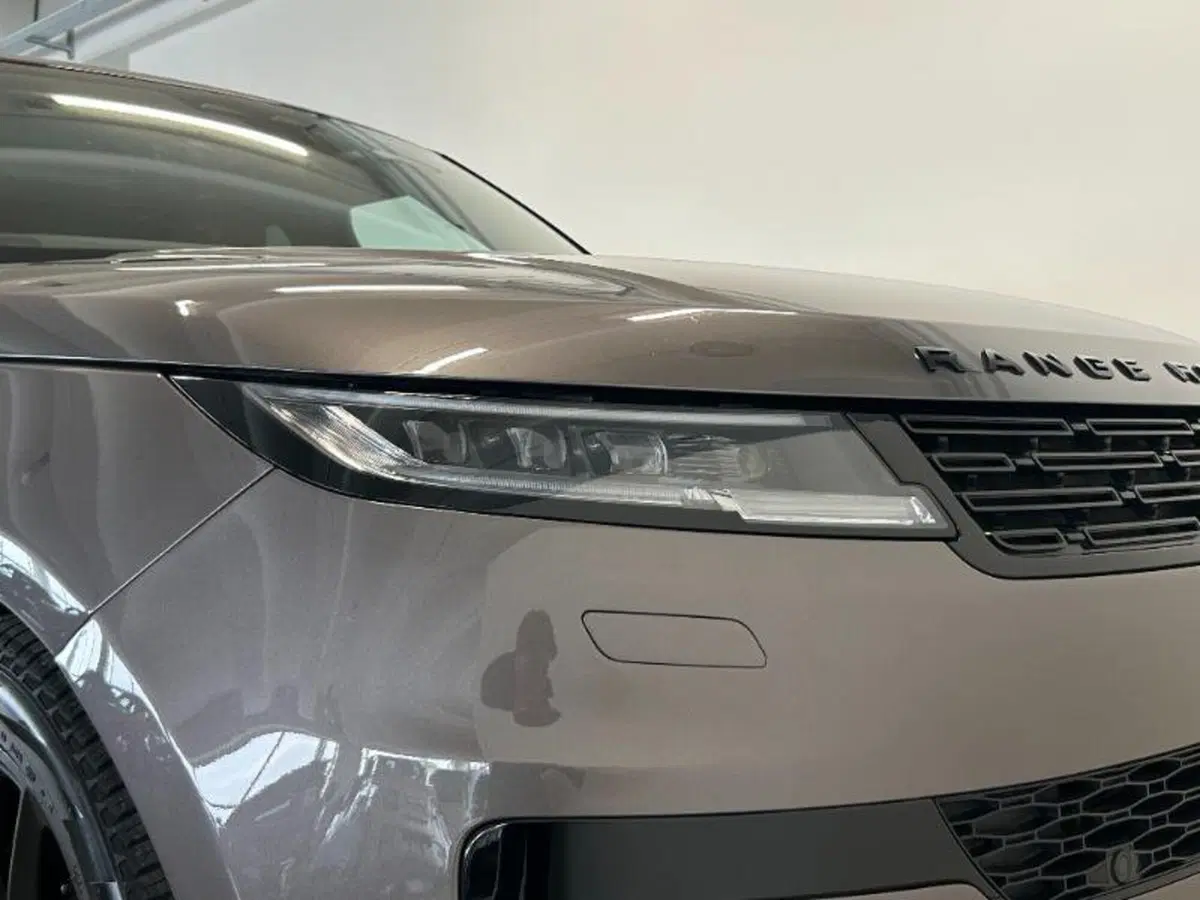 Land Rover Range Rover Sport usata a Venezia (10)