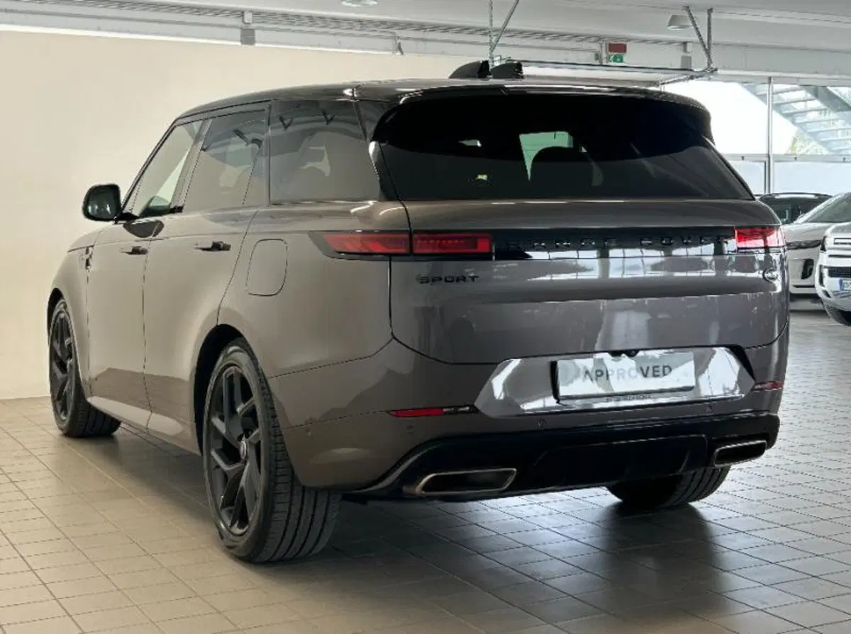 Land Rover Range Rover Sport usata a Venezia (3)