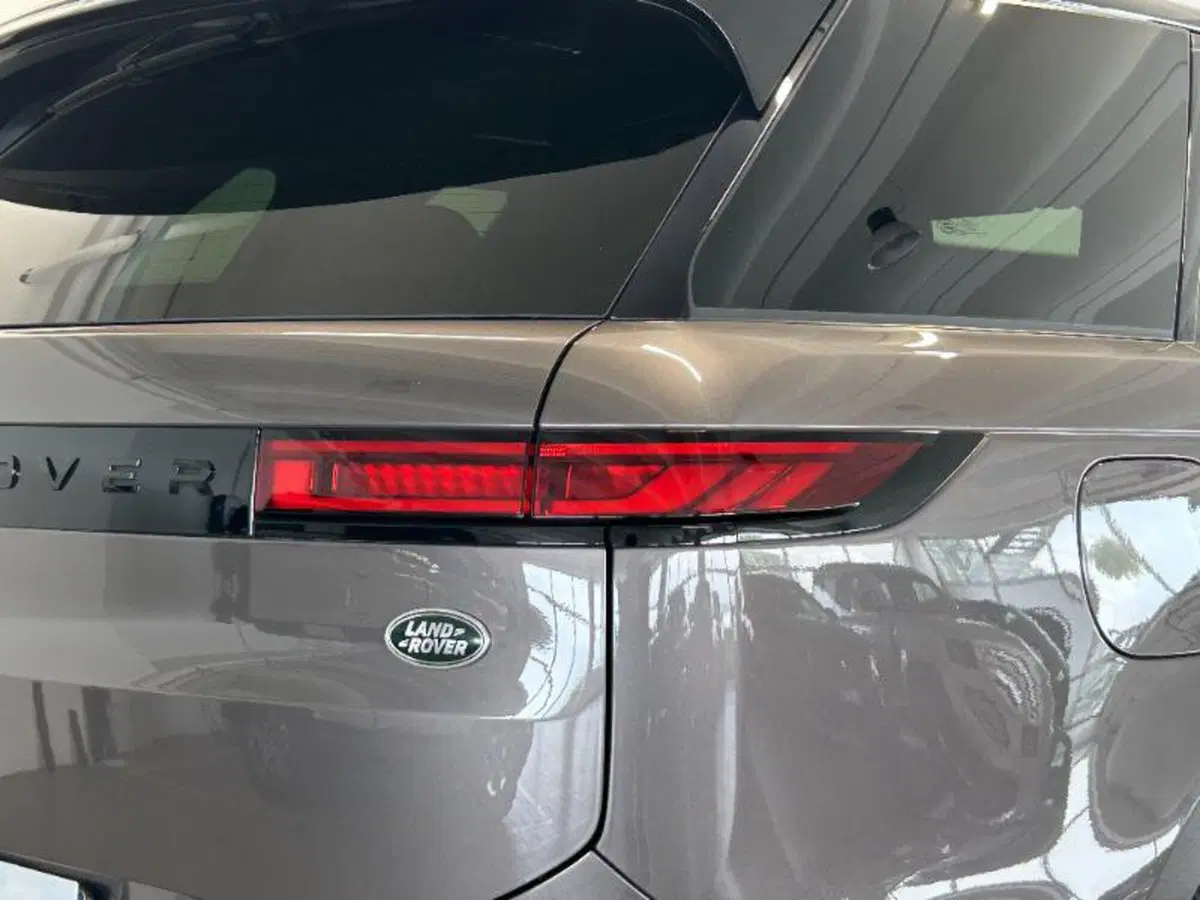 Land Rover Range Rover Sport usata a Venezia (7)