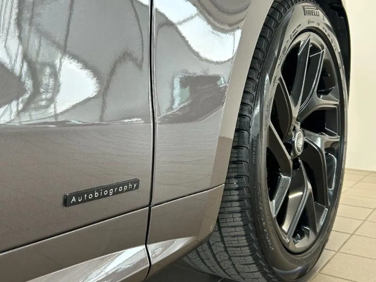Land Rover Range Rover Sport usata a Venezia (9)