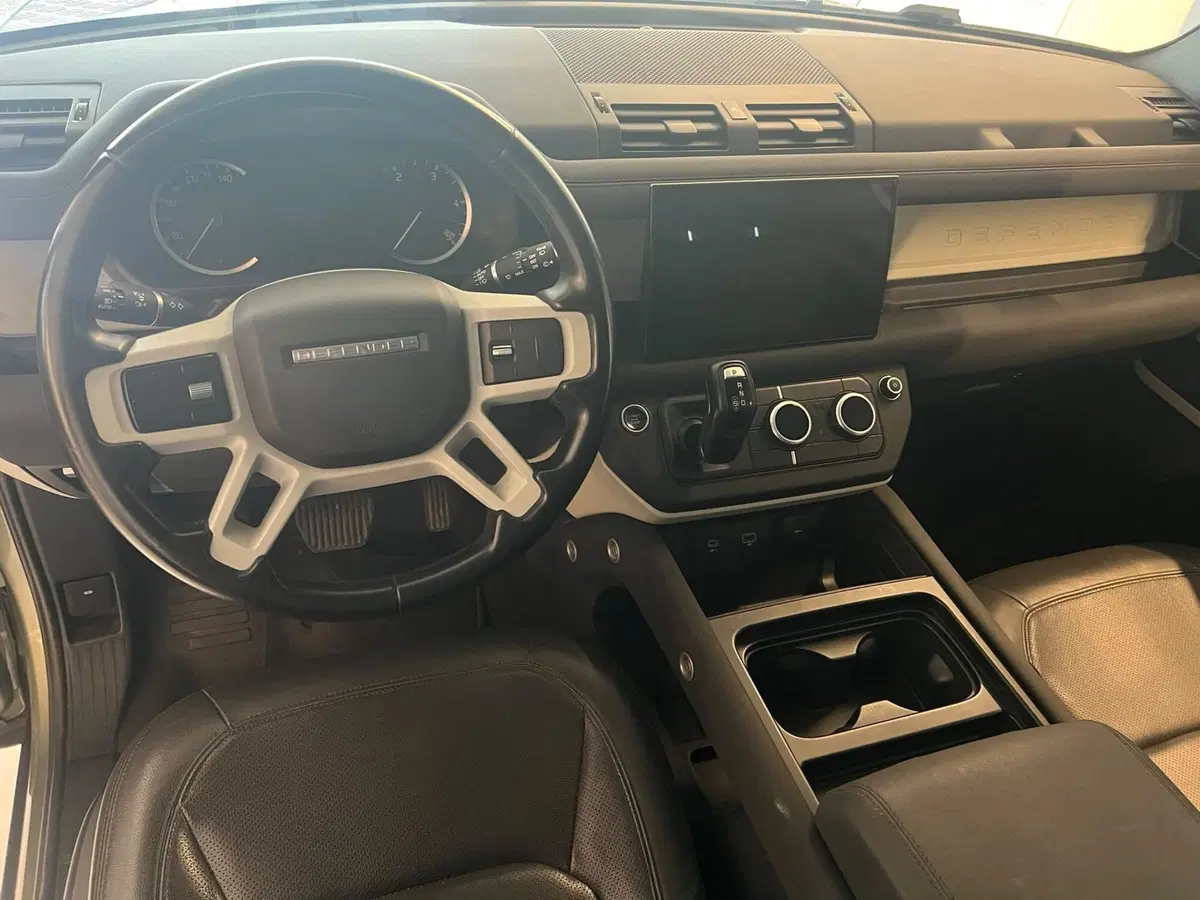 Land Rover Defender usata a Firenze (4)