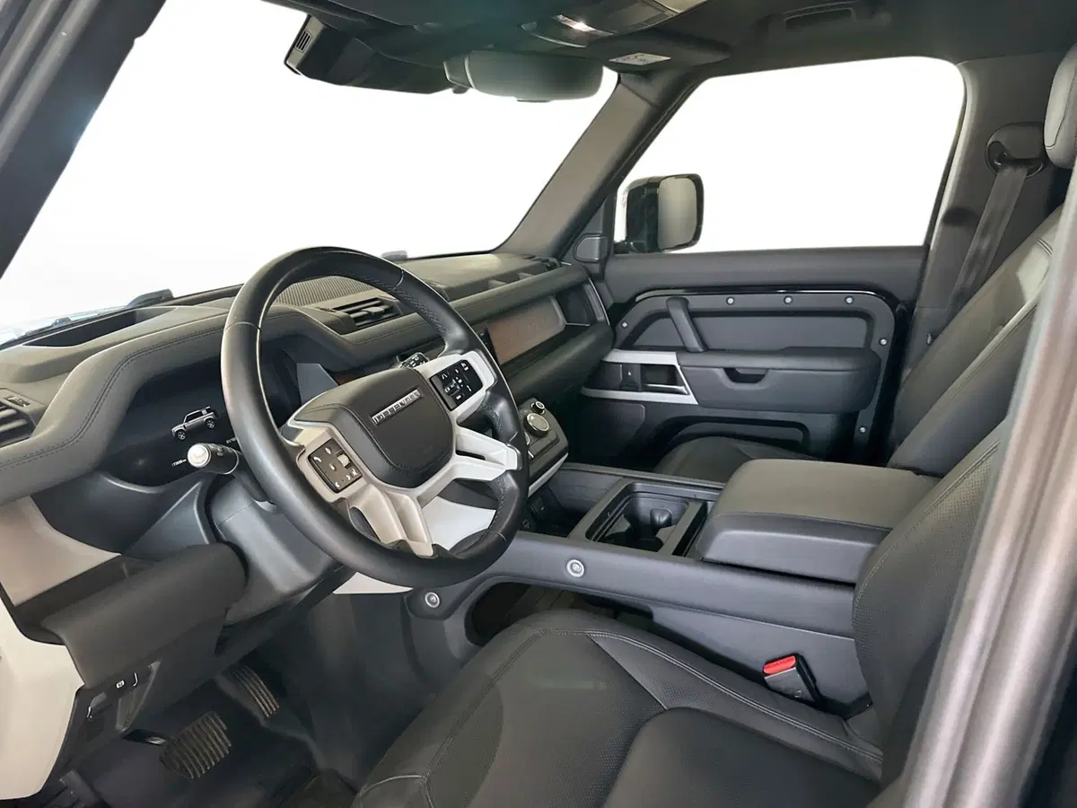 Land Rover Defender usata a Modena (11)