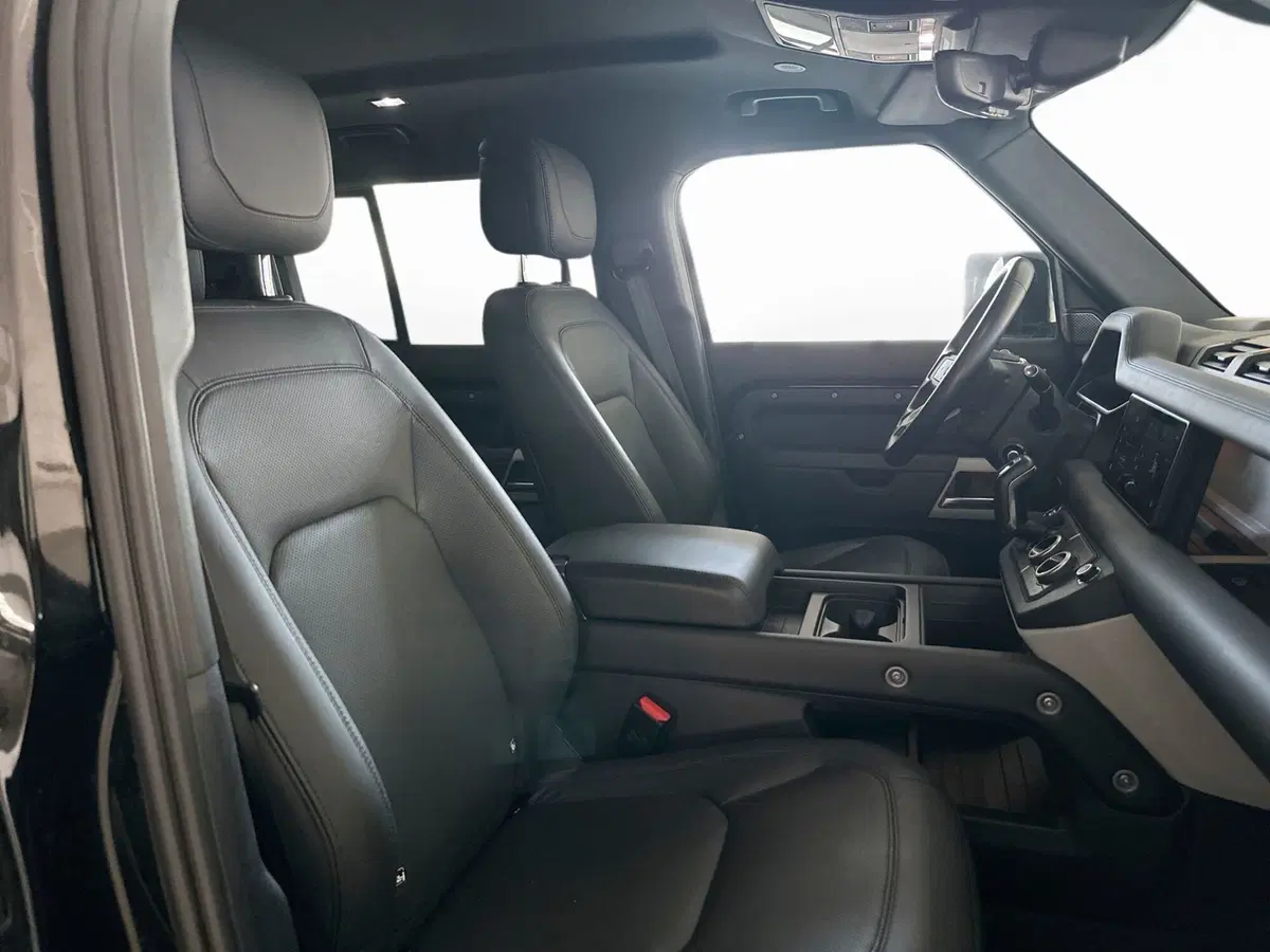 Land Rover Defender usata a Modena (13)