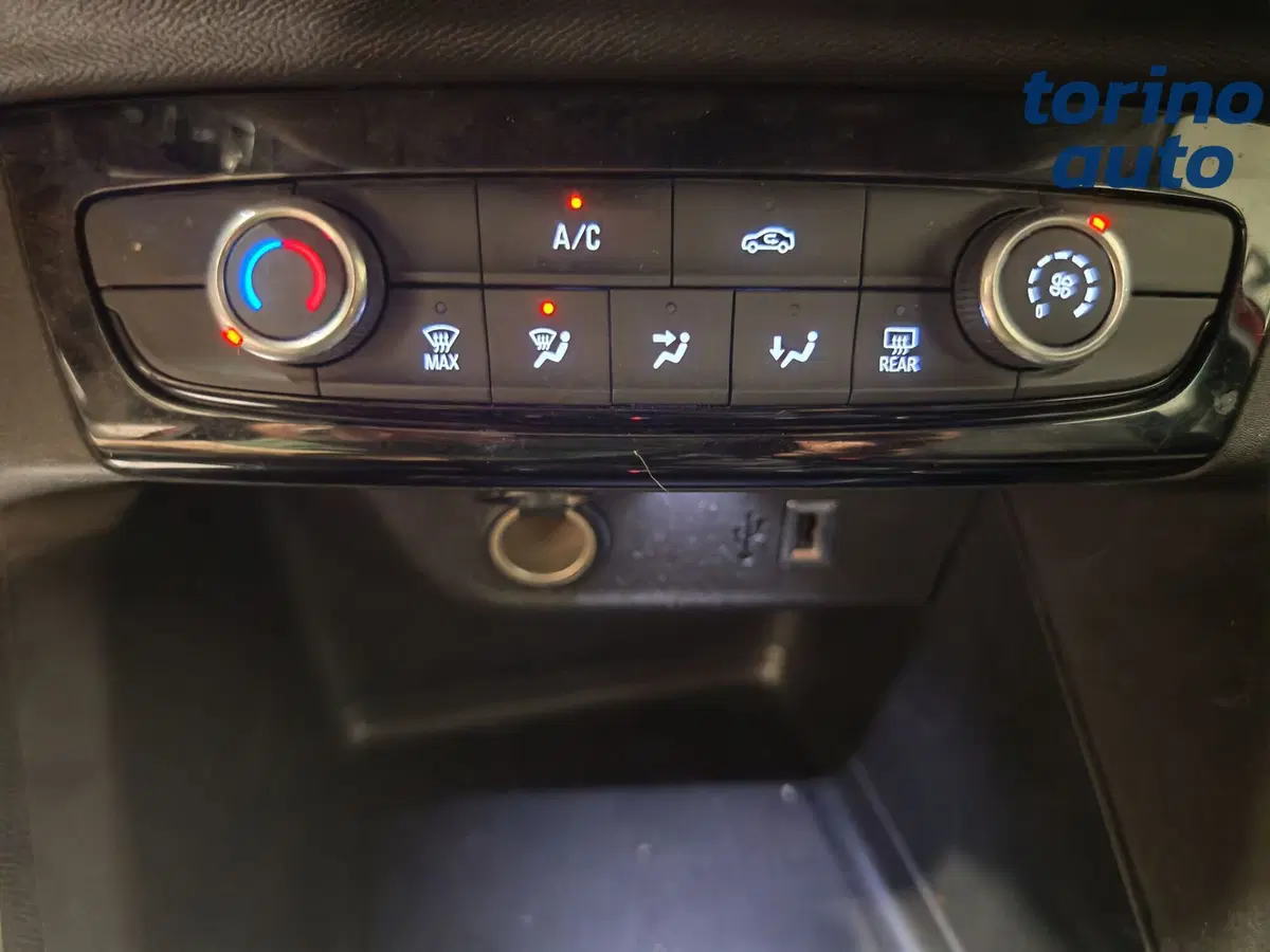 Opel Corsa usata a Torino (17)