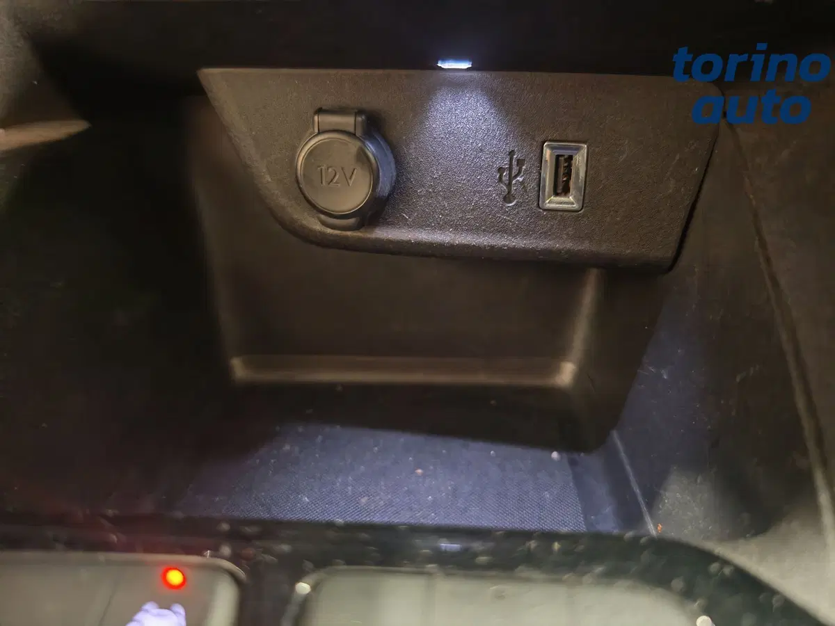 Opel Corsa usata a Torino (18)
