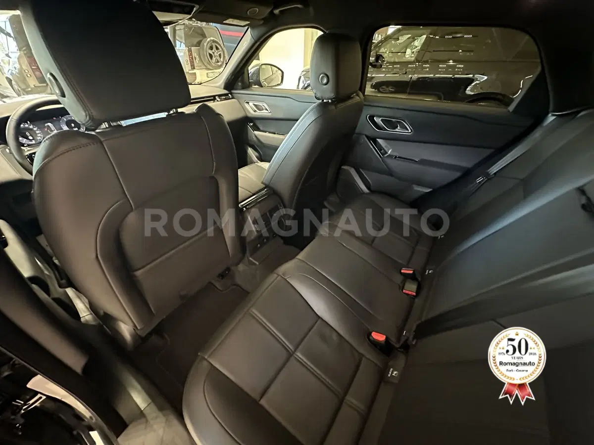 Land Rover Range Rover Velar usata a Forlì-Cesena (12)