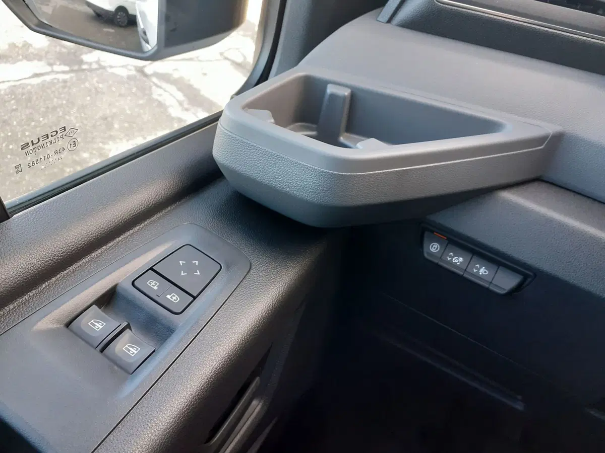 Nissan Interstar Furgone nuova a Modena (12)