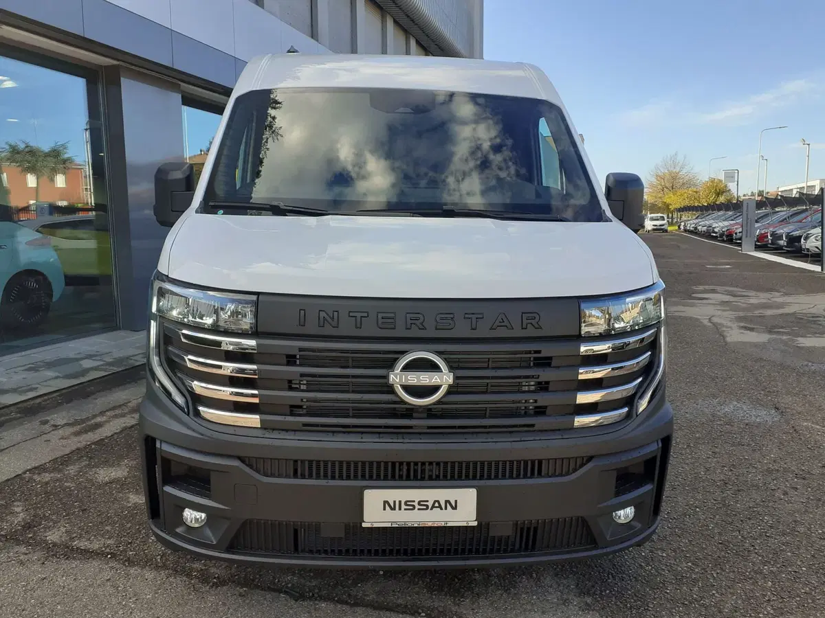 Nissan Interstar Furgone nuova a Modena (4)