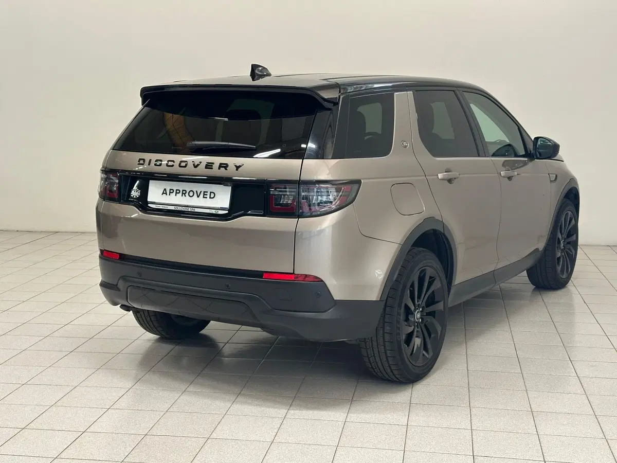 Land Rover Discovery Sport usata a Novara (2)