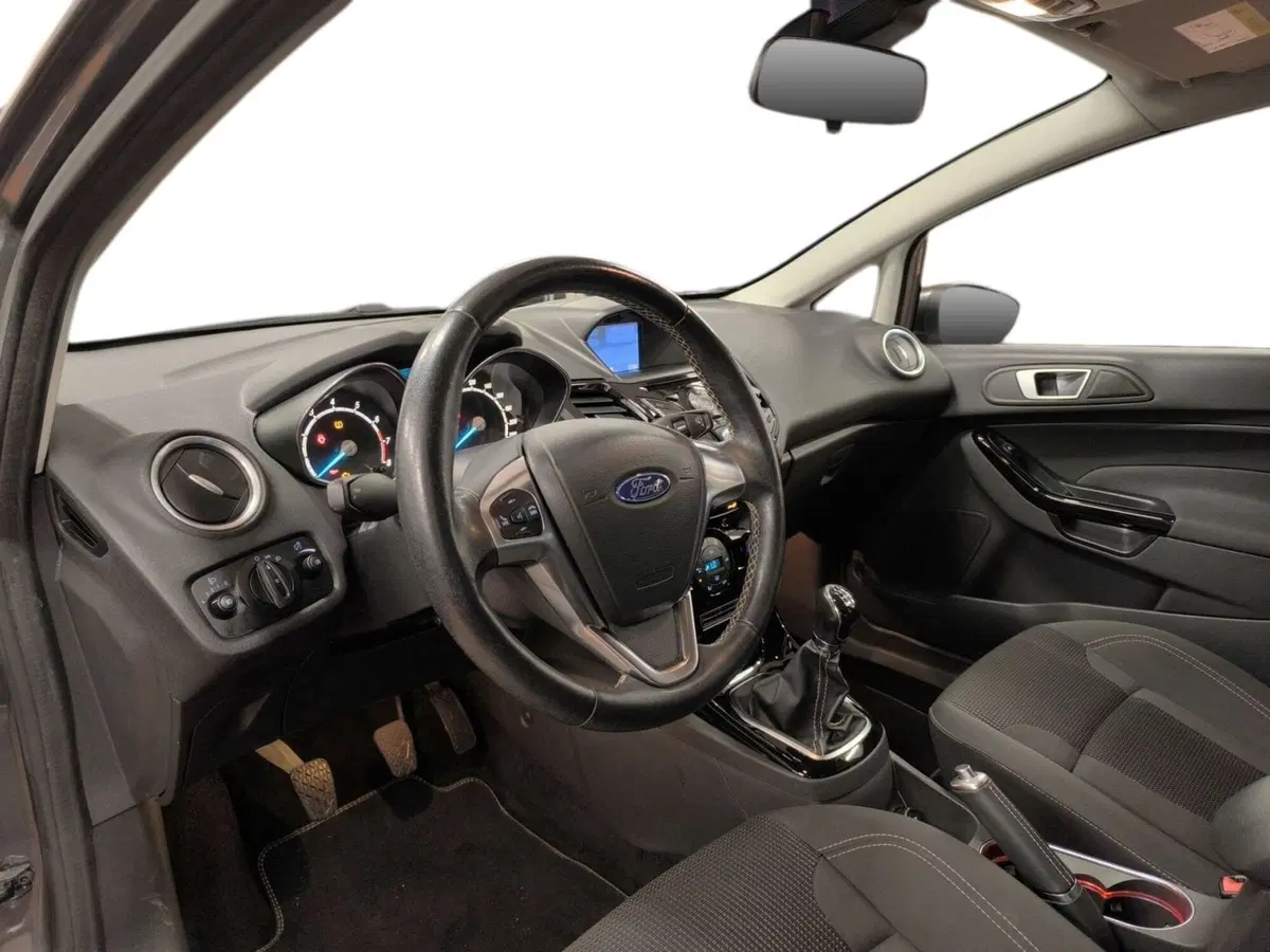 Ford Fiesta usata a Udine (10)