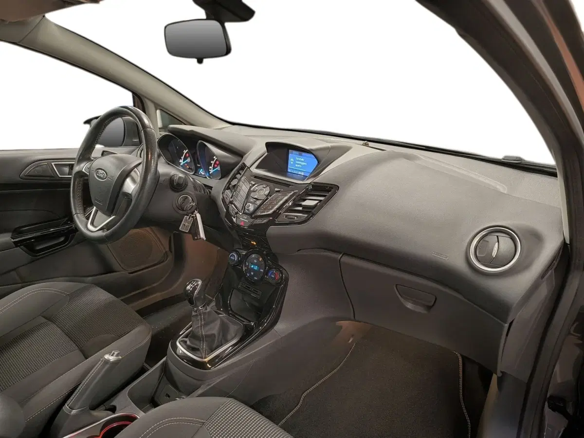 Ford Fiesta usata a Udine (12)