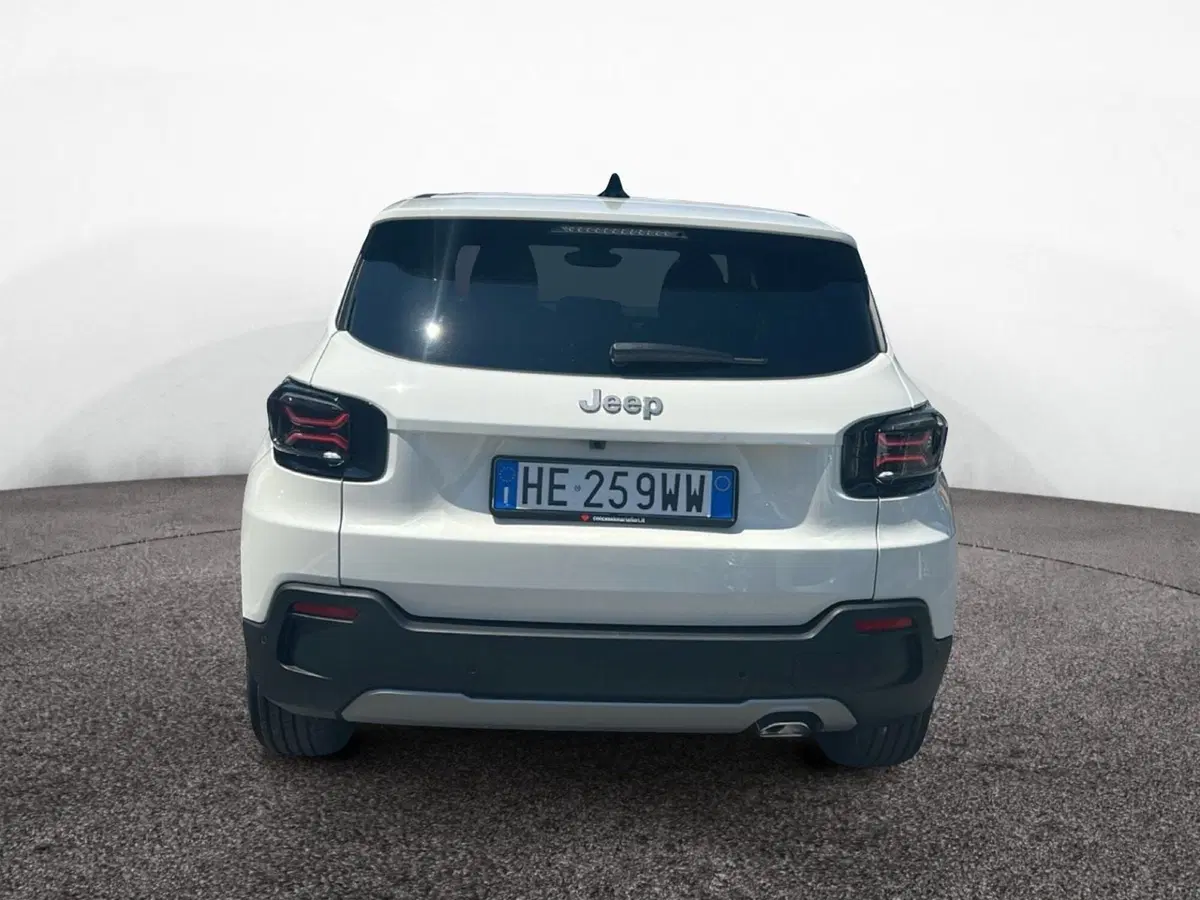 Jeep Avenger nuova a Roma (4)