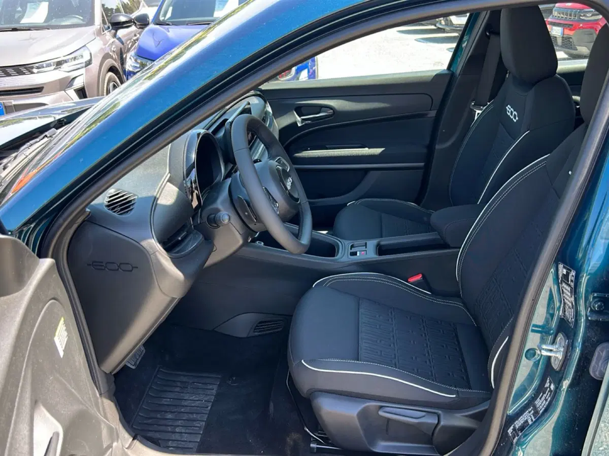 Fiat 600 nuova a Latina (12)