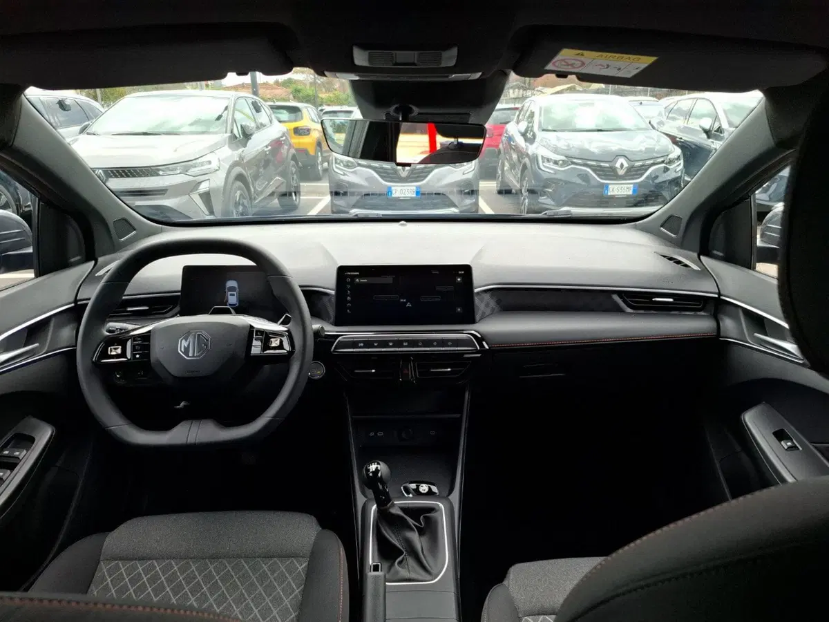Mg MG3 nuova a Latina (12)