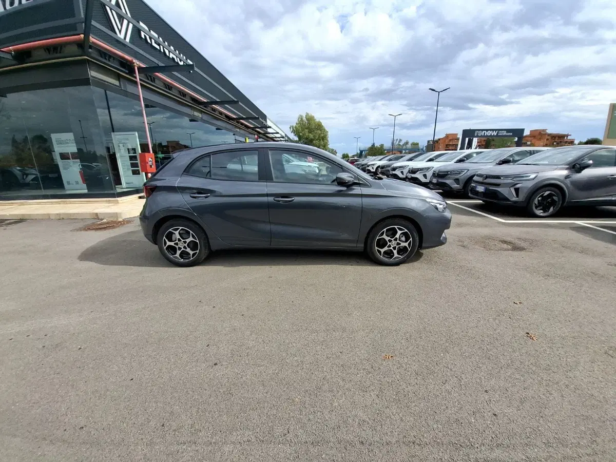 Mg MG3 nuova a Latina (7)