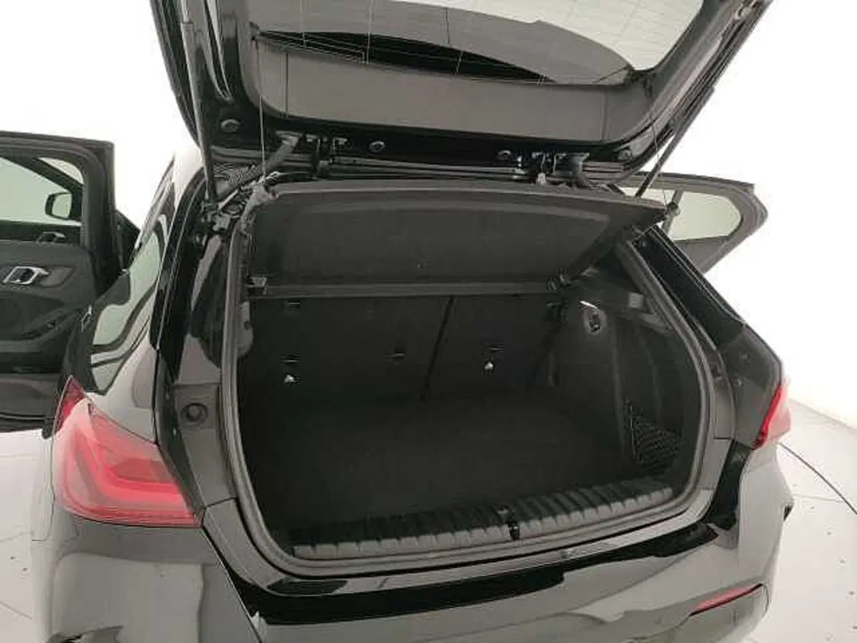 BMW Serie 1 usata a Caserta (19)