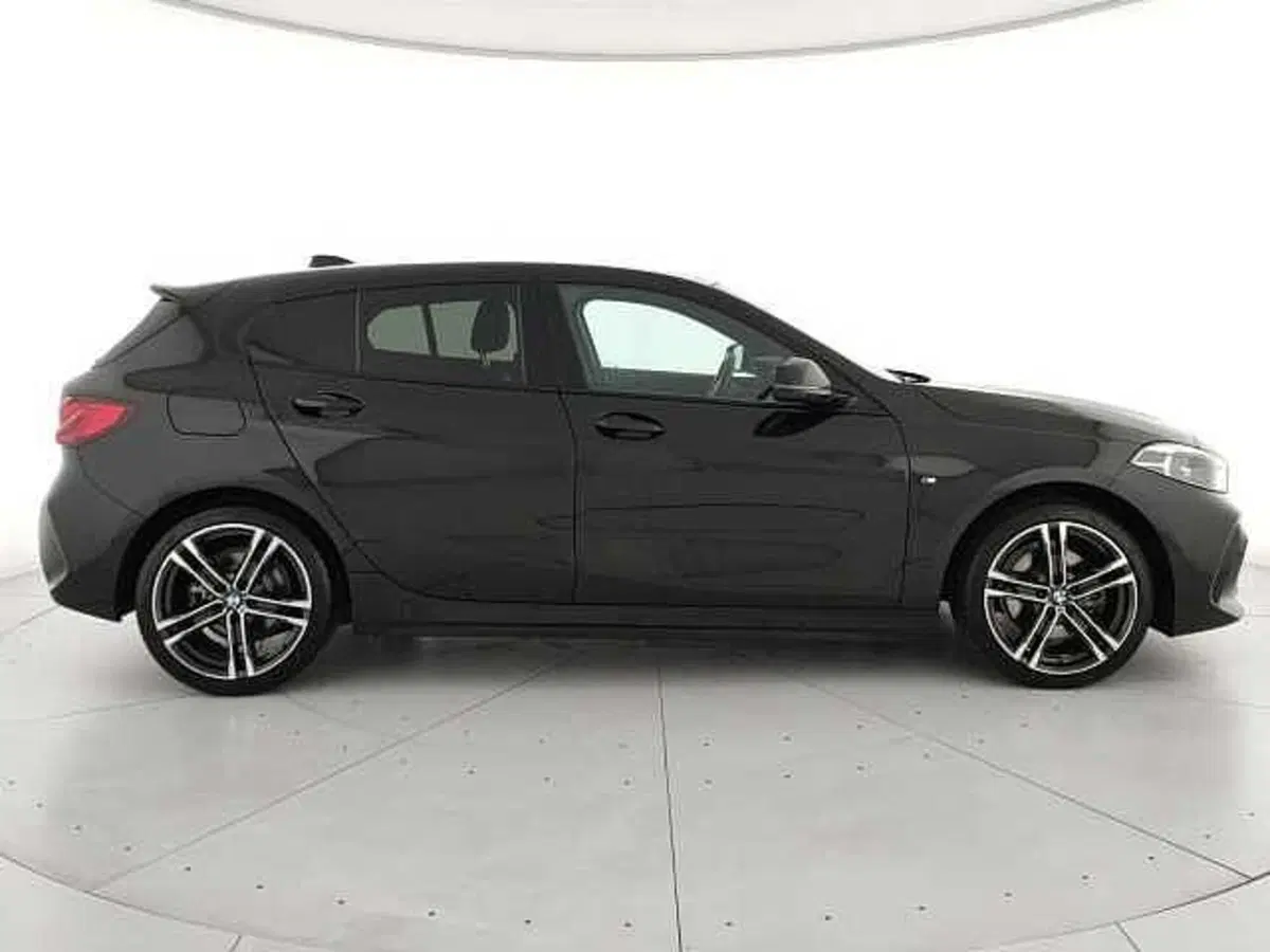 BMW Serie 1 usata a Caserta (4)