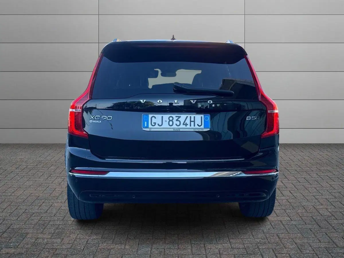 Volvo XC90 usata a Reggio Calabria (11)