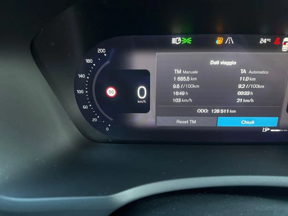Volvo XC90 usata a Reggio Calabria (8)