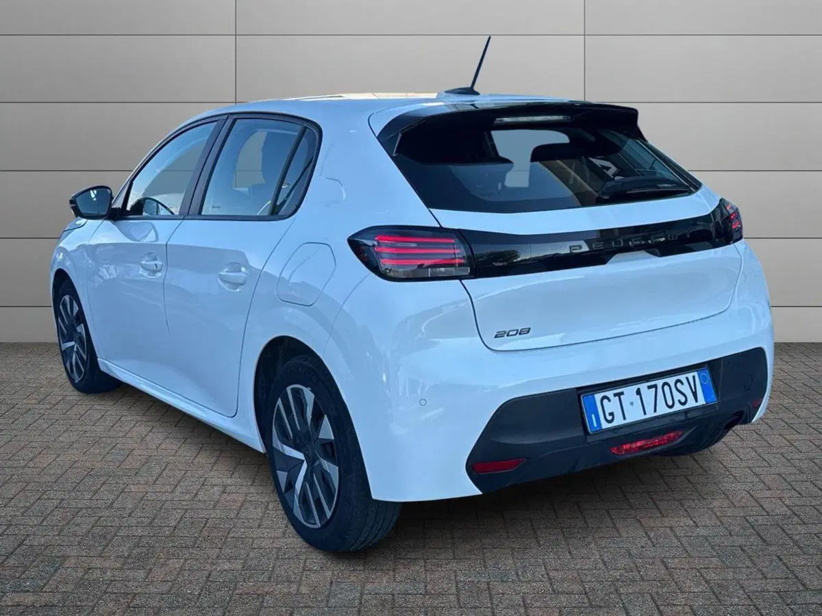 Peugeot 208 usata a Reggio Calabria (4)