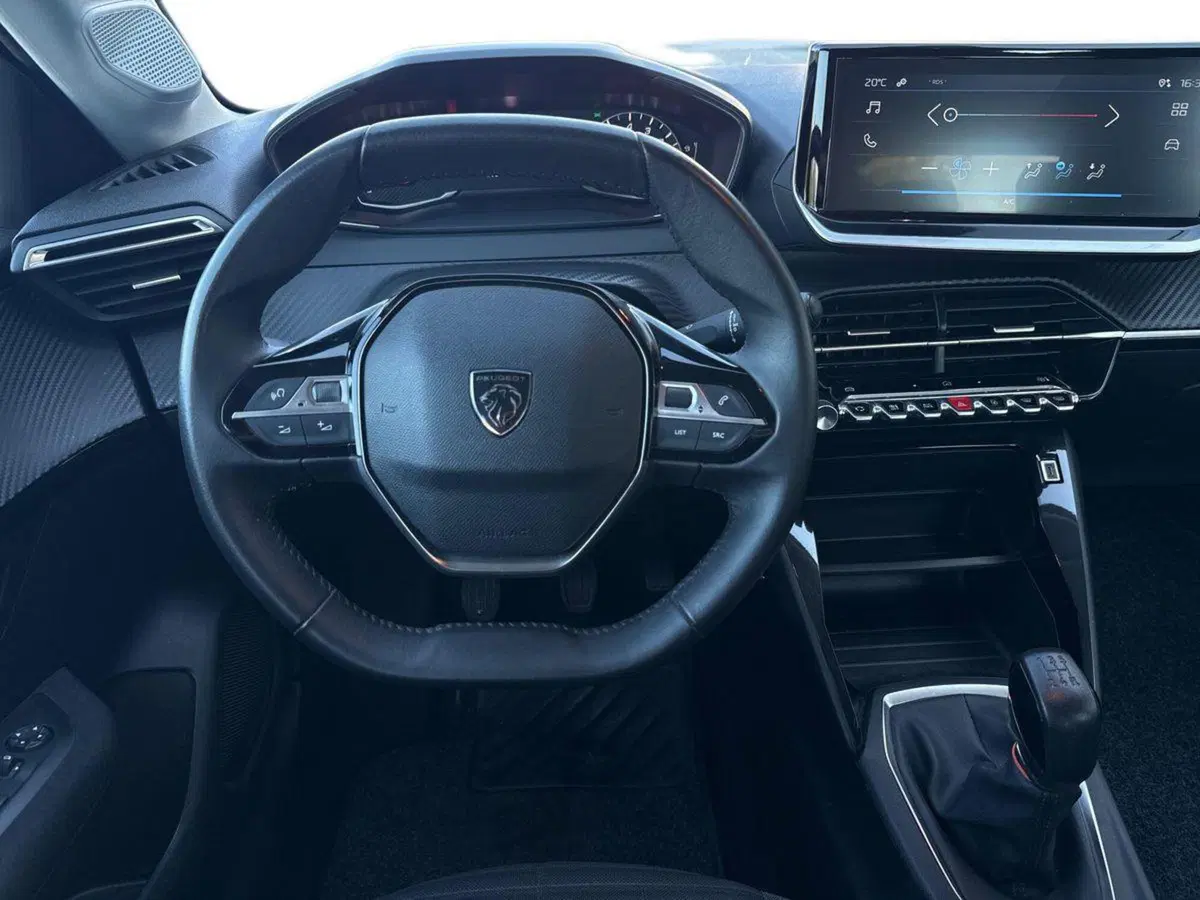 Peugeot 208 usata a Reggio Calabria (7)