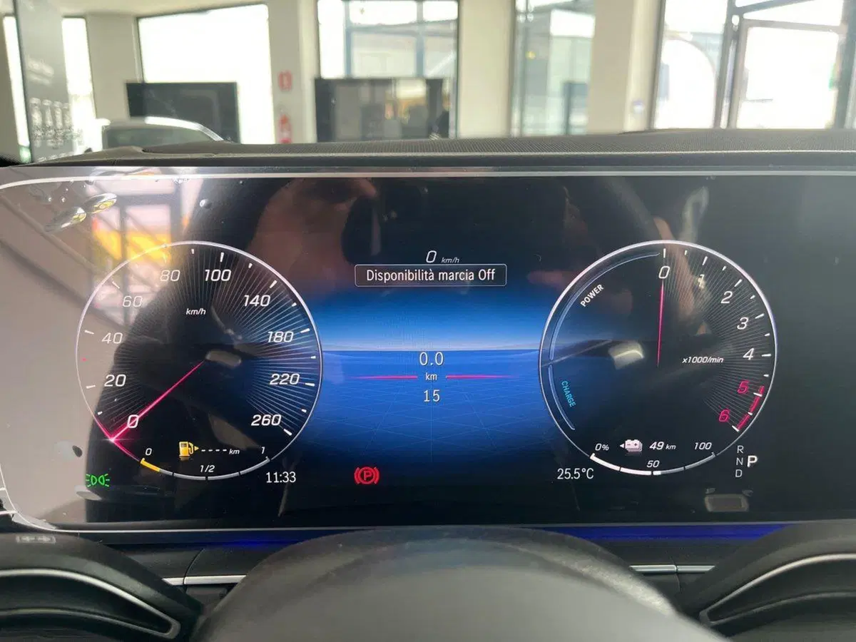 Mercedes-Benz GLE SUV nuova a Napoli (13)