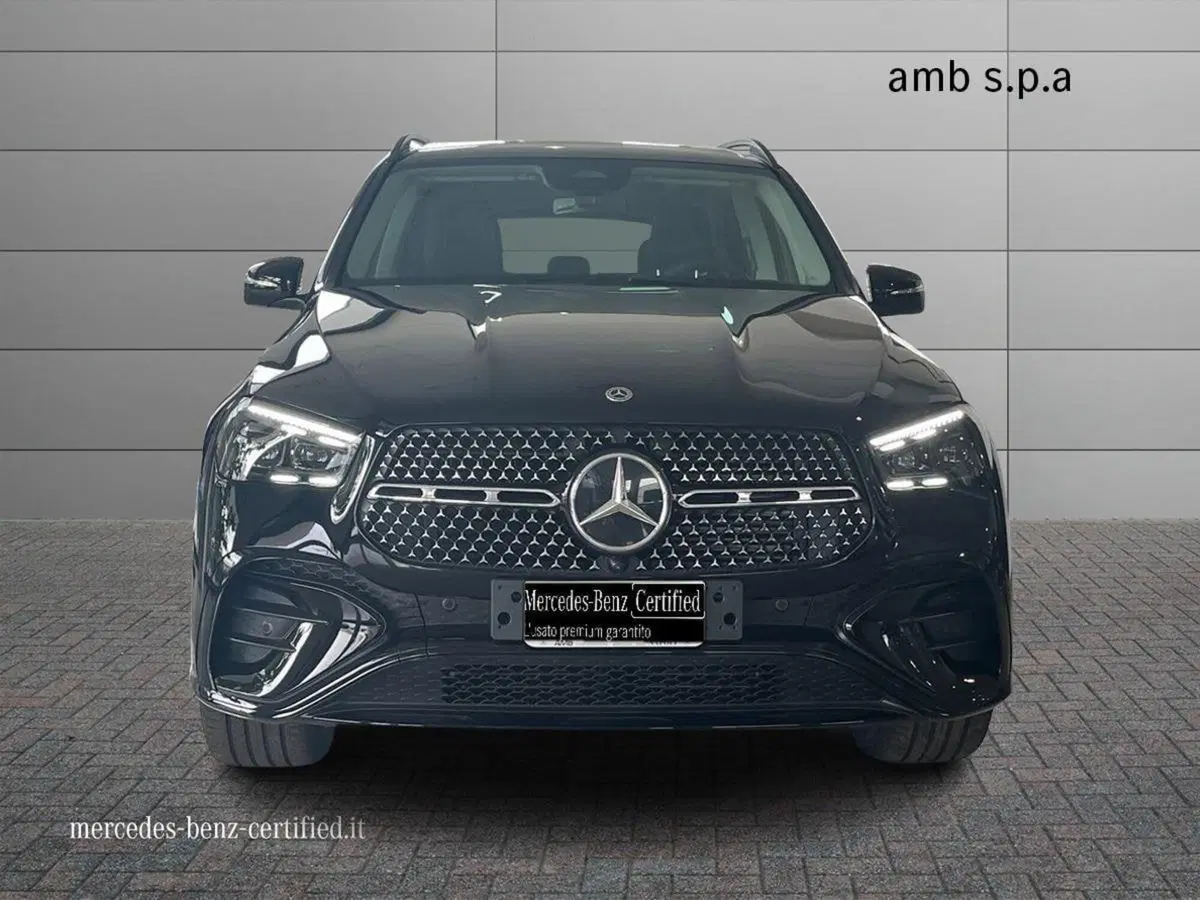 Mercedes-Benz GLE SUV nuova a Napoli (3)