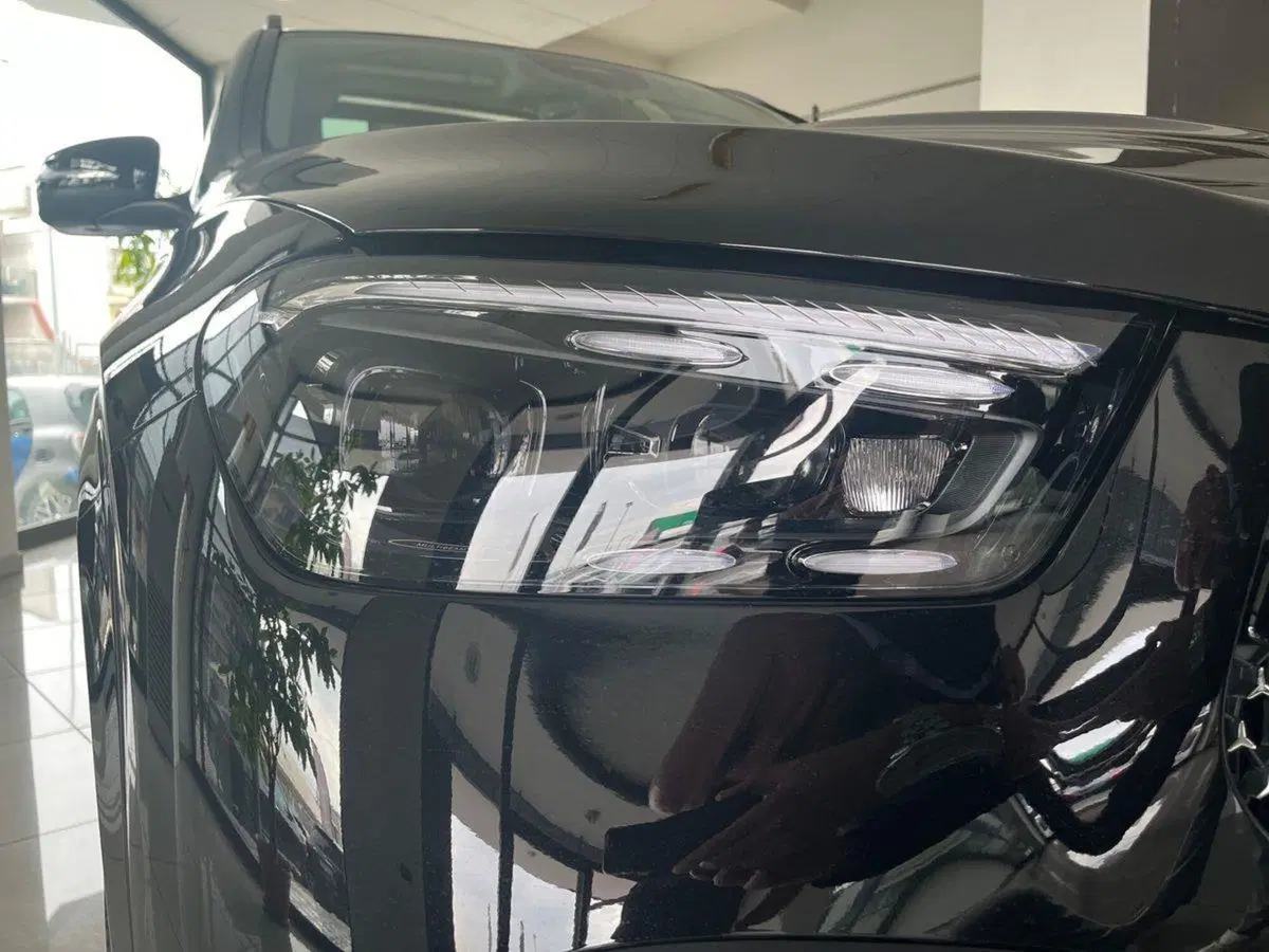 Mercedes-Benz GLE SUV nuova a Napoli (7)