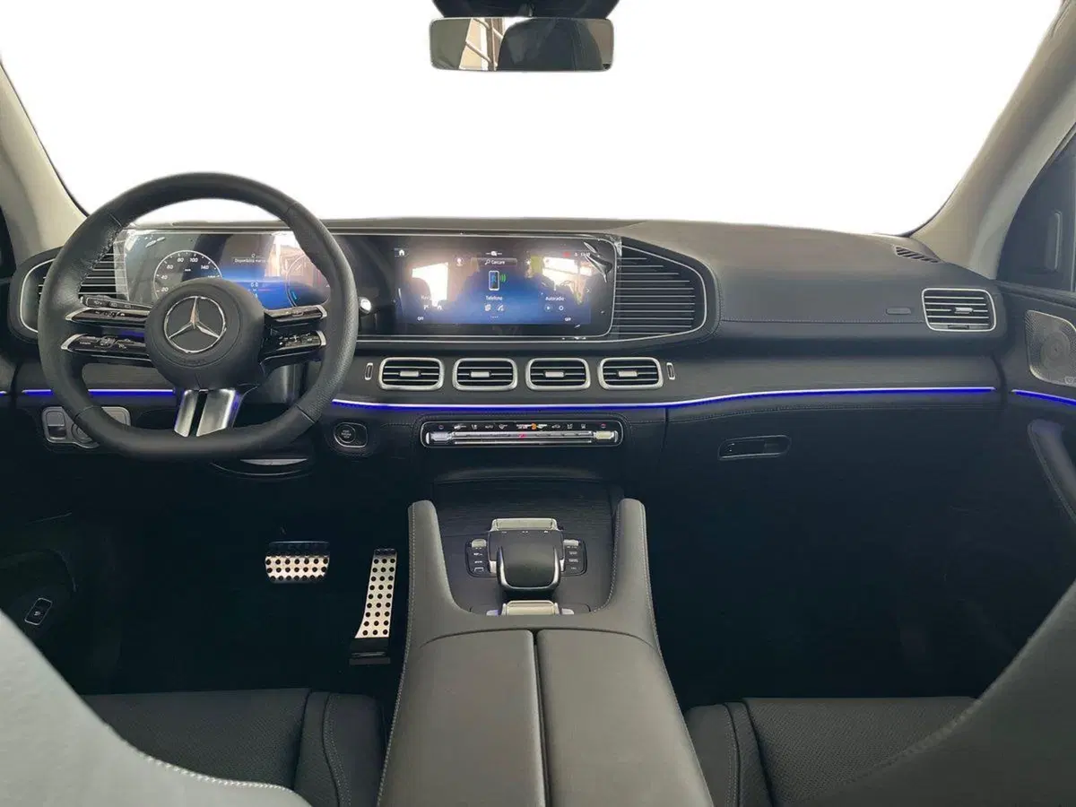 Mercedes-Benz GLE SUV nuova a Napoli (9)