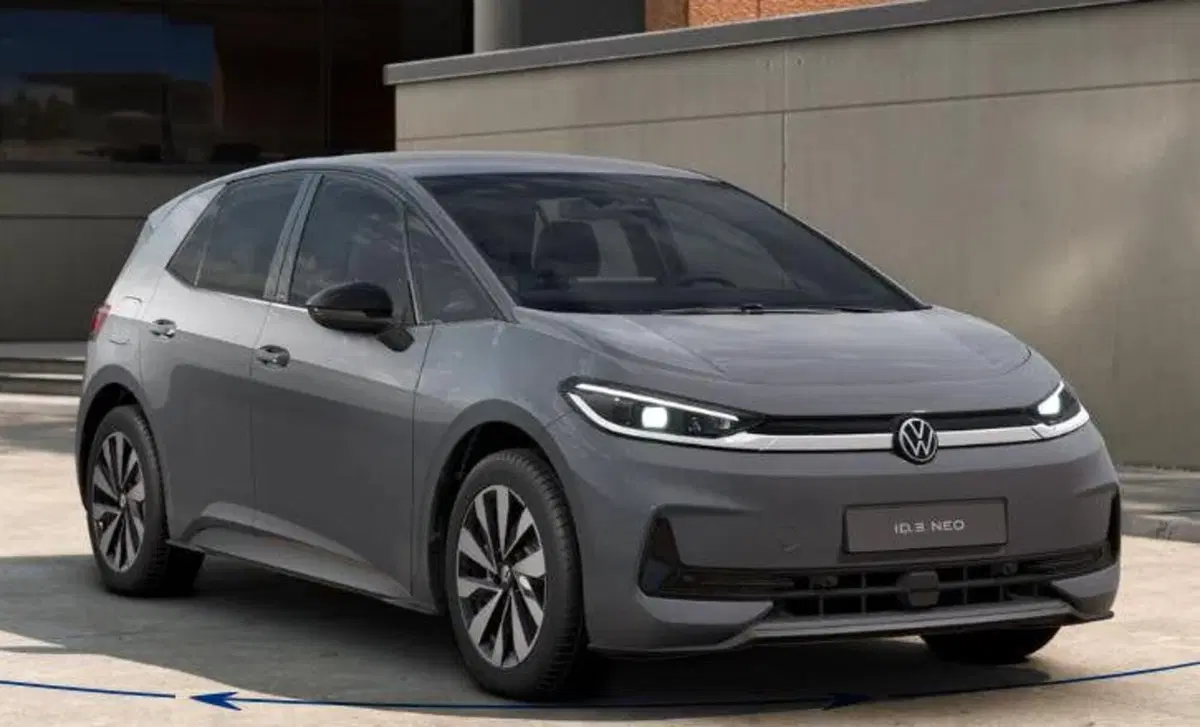 Volkswagen ID.3 Neo nuova a Siena (5)