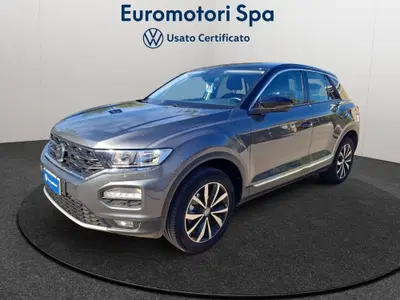 Volkswagen T-Roc 1.5 tsi Style dsg del 2020 usata a Monteriggioni