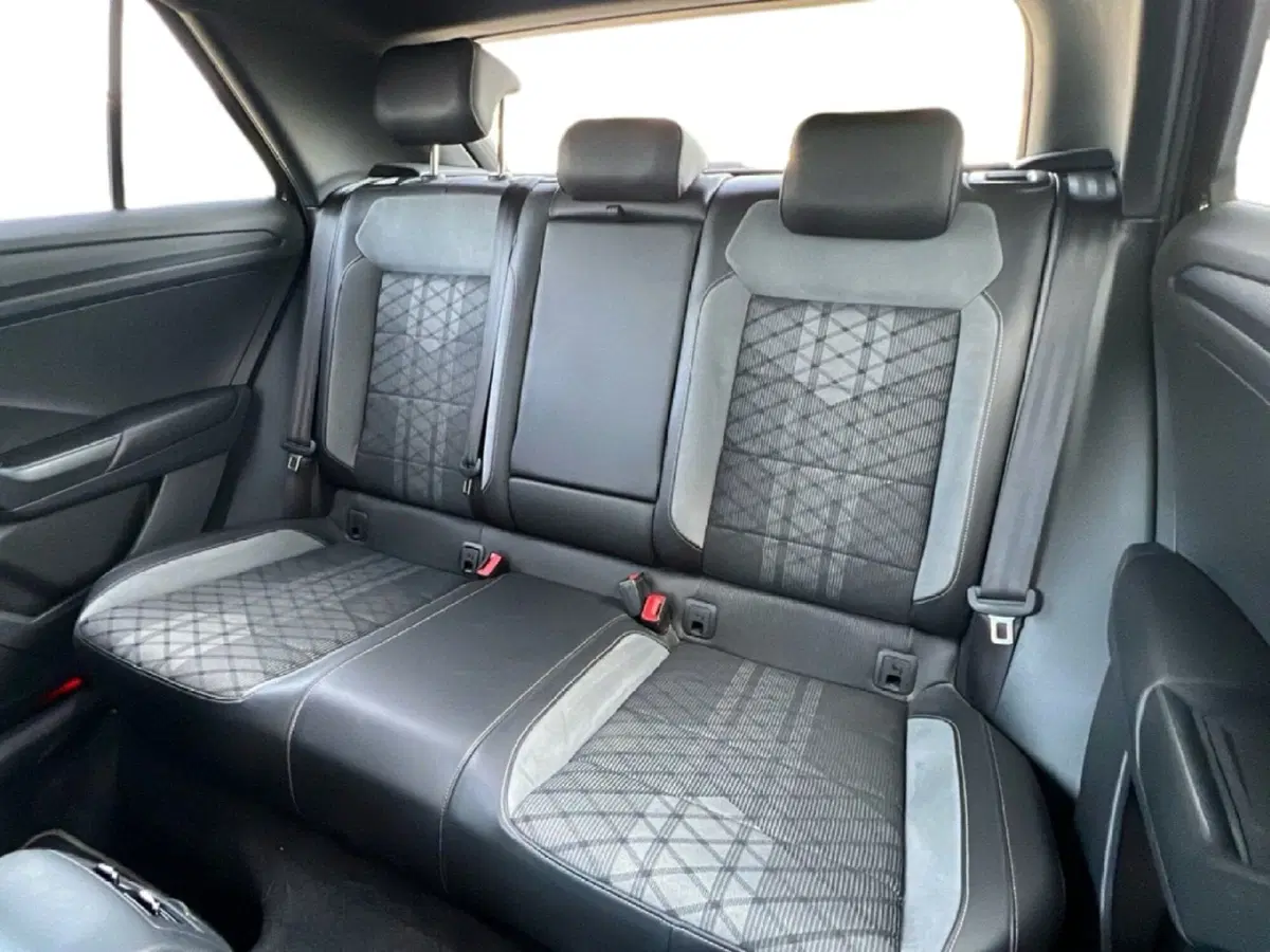 Volkswagen T-Roc usata a Siena (12)